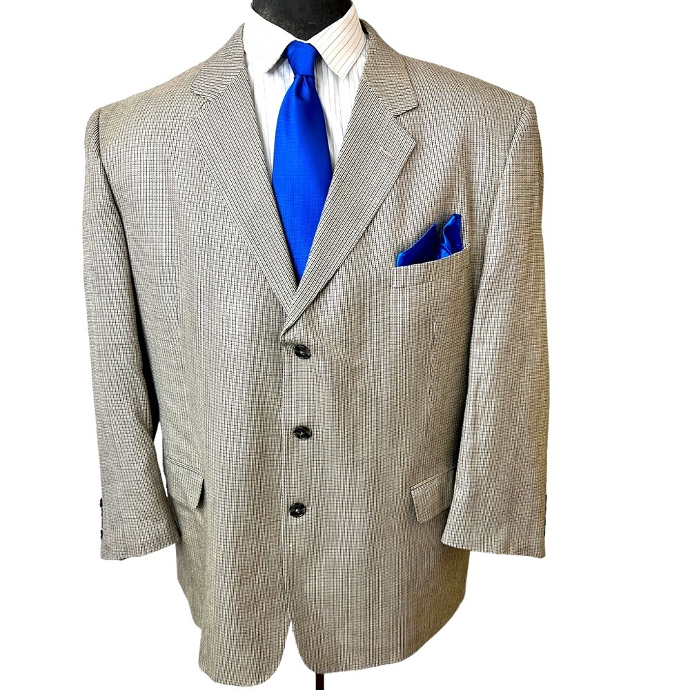 Daniel Gray Mens Dress/ Sports Blazer 100% Silk. Dress to Impress, Very Stylish